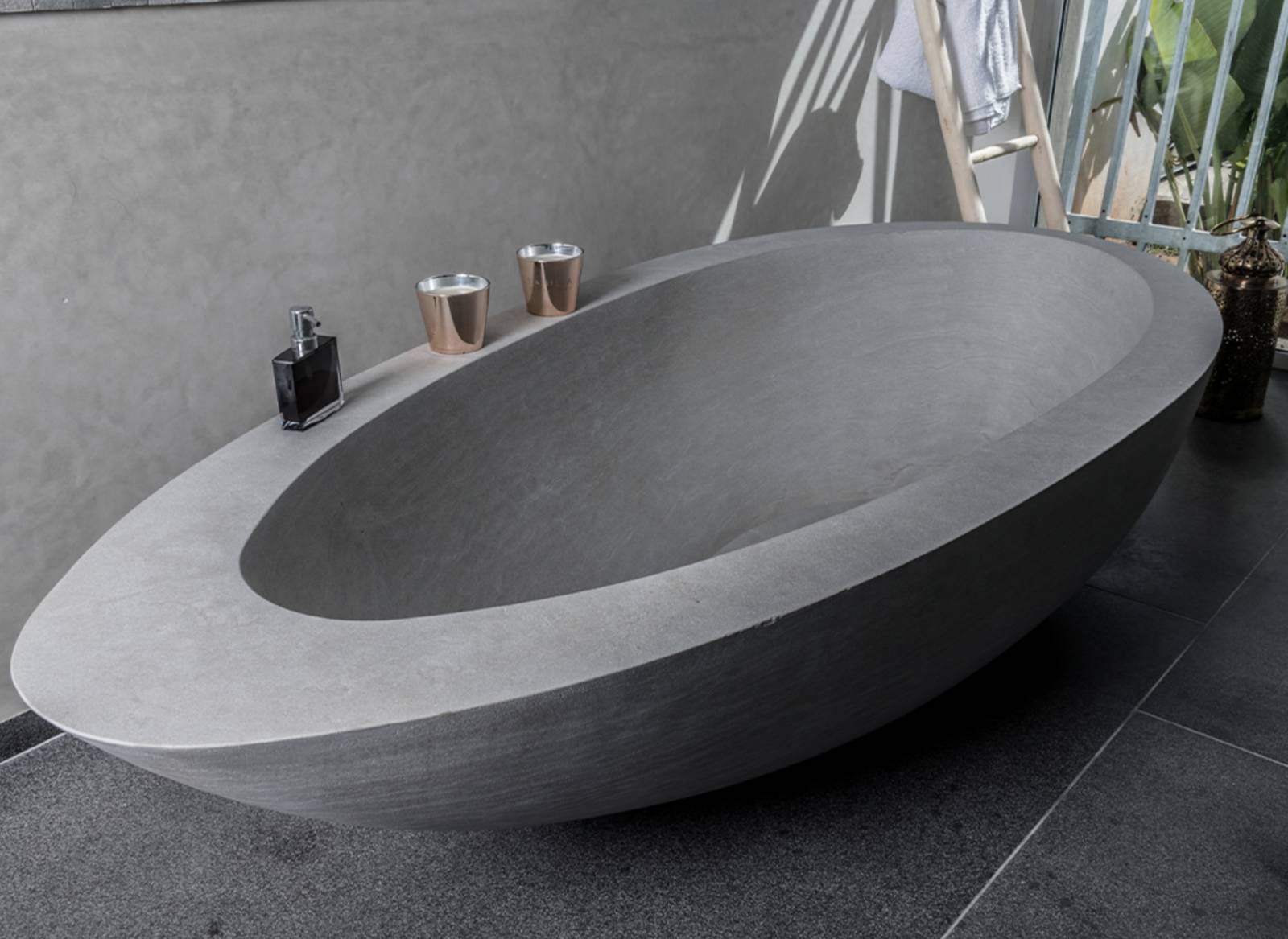 baignoire en pierre naturelle Avallon