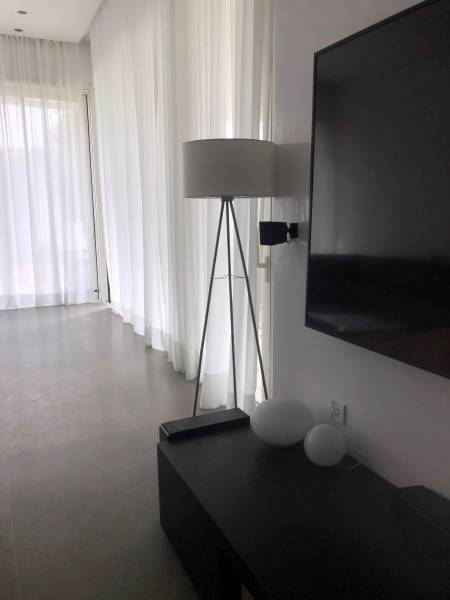 Acheter des revêtements élégants pour sol et mobilier à Nantes : matériaux architecturaux tendance d'exception à prix abordable