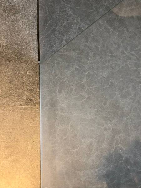 Acheter revêtement sol et plan vasque sur mesure en pierre naturelle haut de gamme à bon prix à Montreal, Quebec : matériaux haut de gamme pour architecture d'intérieur élégante