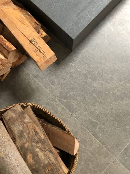 Achat de matériaux résistants et haut de gamme à prix bas pour intérieur au style cosy : vente de revêtements en pierre naturelle à Nantes, en Loire Atlantique